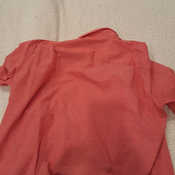 Van Heusen Short Sleeve Shirt - Picture 3 of 3